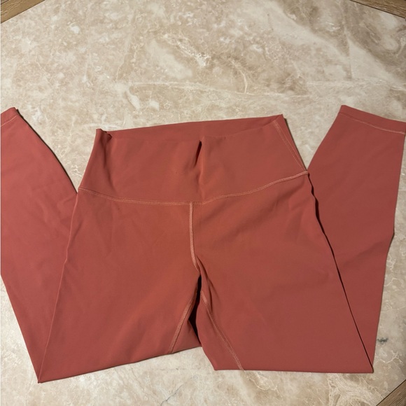 NWOT lululemon Align™ Super High-Rise Pant 28" - Picture 2 of 4